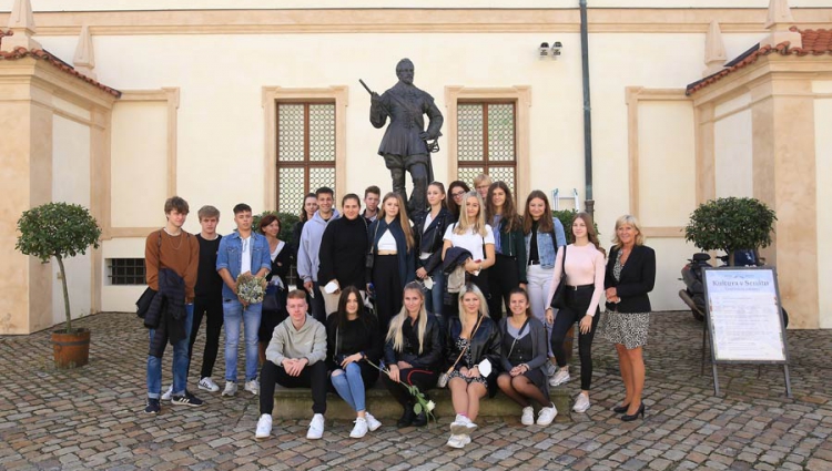 Naši studenti v senátu