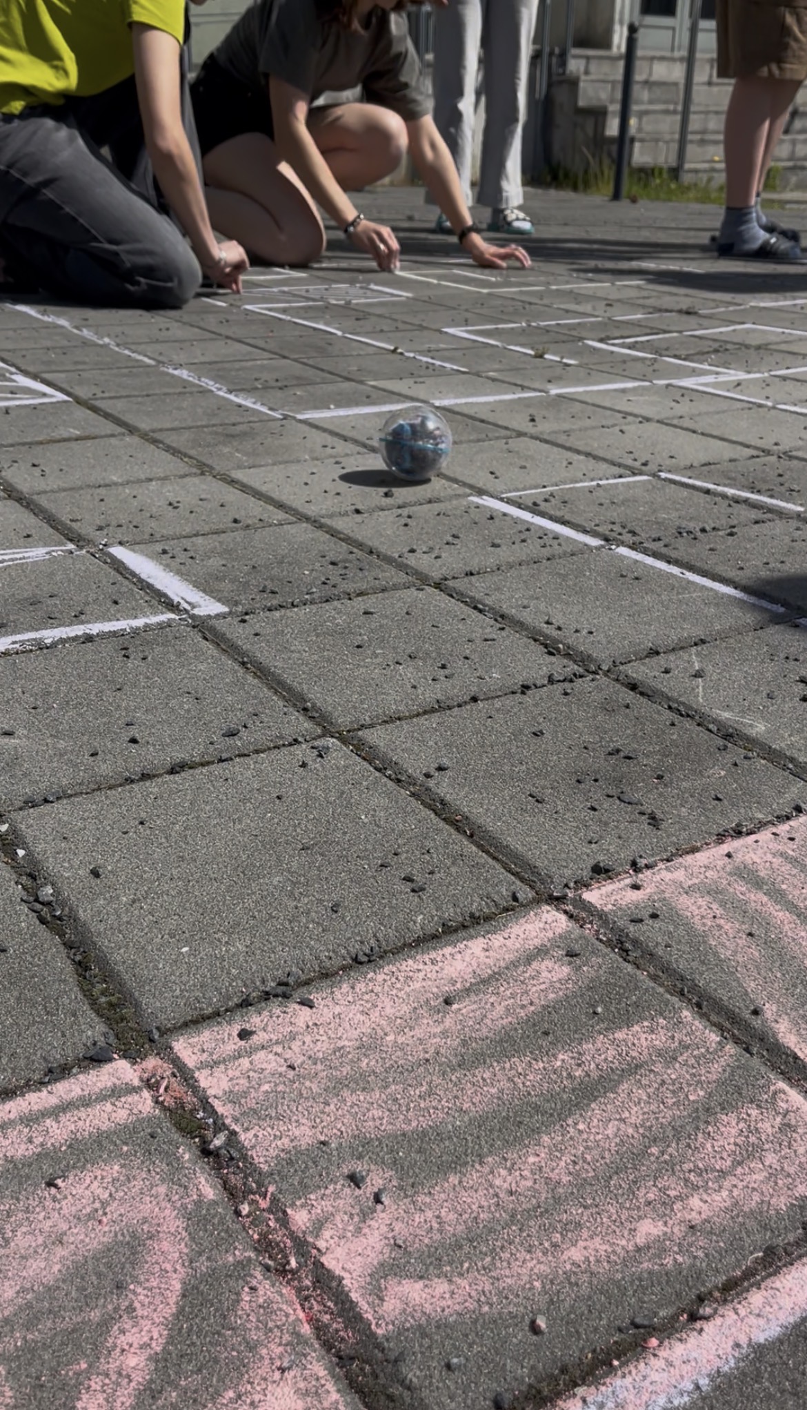 Kódování pod širým nebem: Vytáhli jsme roboty na čerstvý vzduch